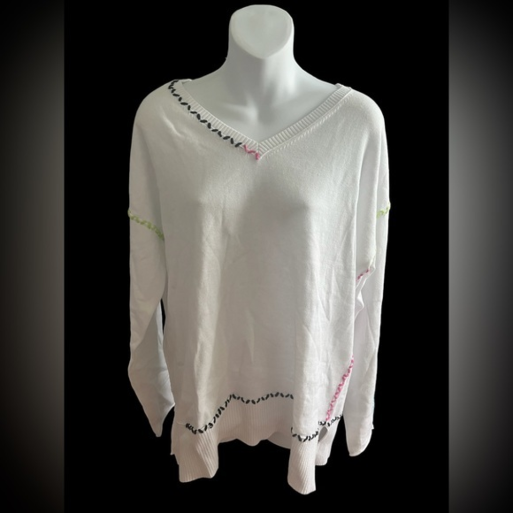 Pure Amici White Sweater with Color Stitch detail size‎ XL NWOT